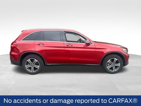 Used 2019 Mercedes-Benz GLC 300 4MATIC image 3