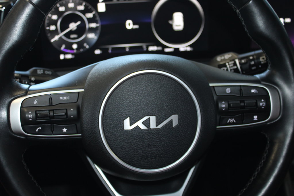 Used 2023 Kia Sportage SX FWD image 13