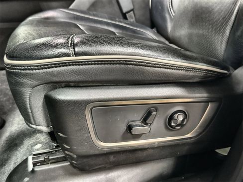 Used 2019 RAM 1500 Limited image 13