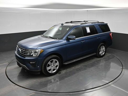 Used 2020 Ford Expedition XLT w/ Equipment Group 202A AWD/4WD image 27