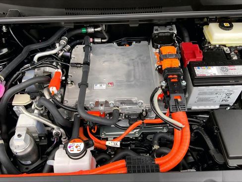 New 2026 Toyota C-HR AWD/4WD image 17
