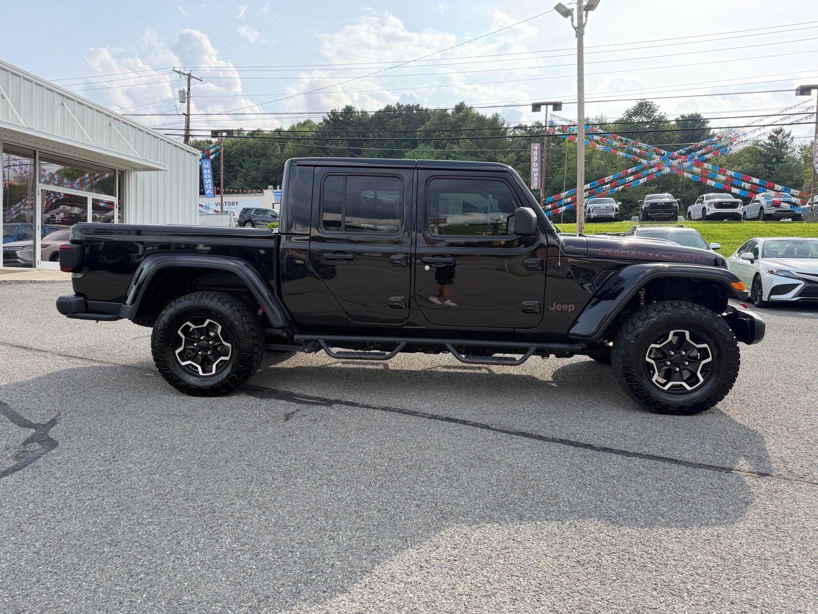 Used 2021 Jeep Gladiator Rubicon AWD/4WD image 7