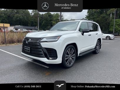 Used 2023 Lexus LX 600 4WD w/ Luxury Package