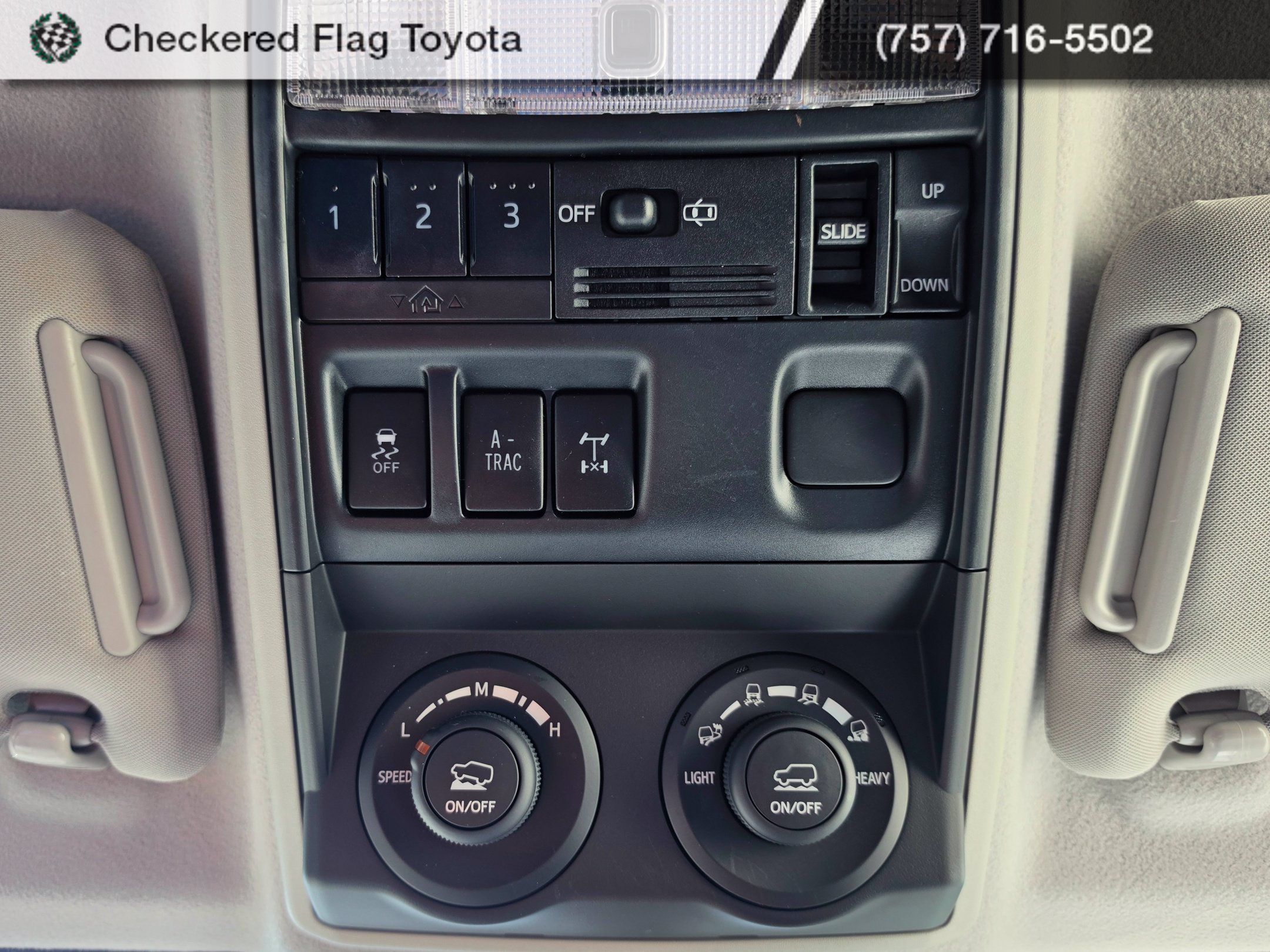 Used 2018 Toyota 4Runner TRD Off-Road Premium w/ TRD Performance Package AWD/4WD image 11