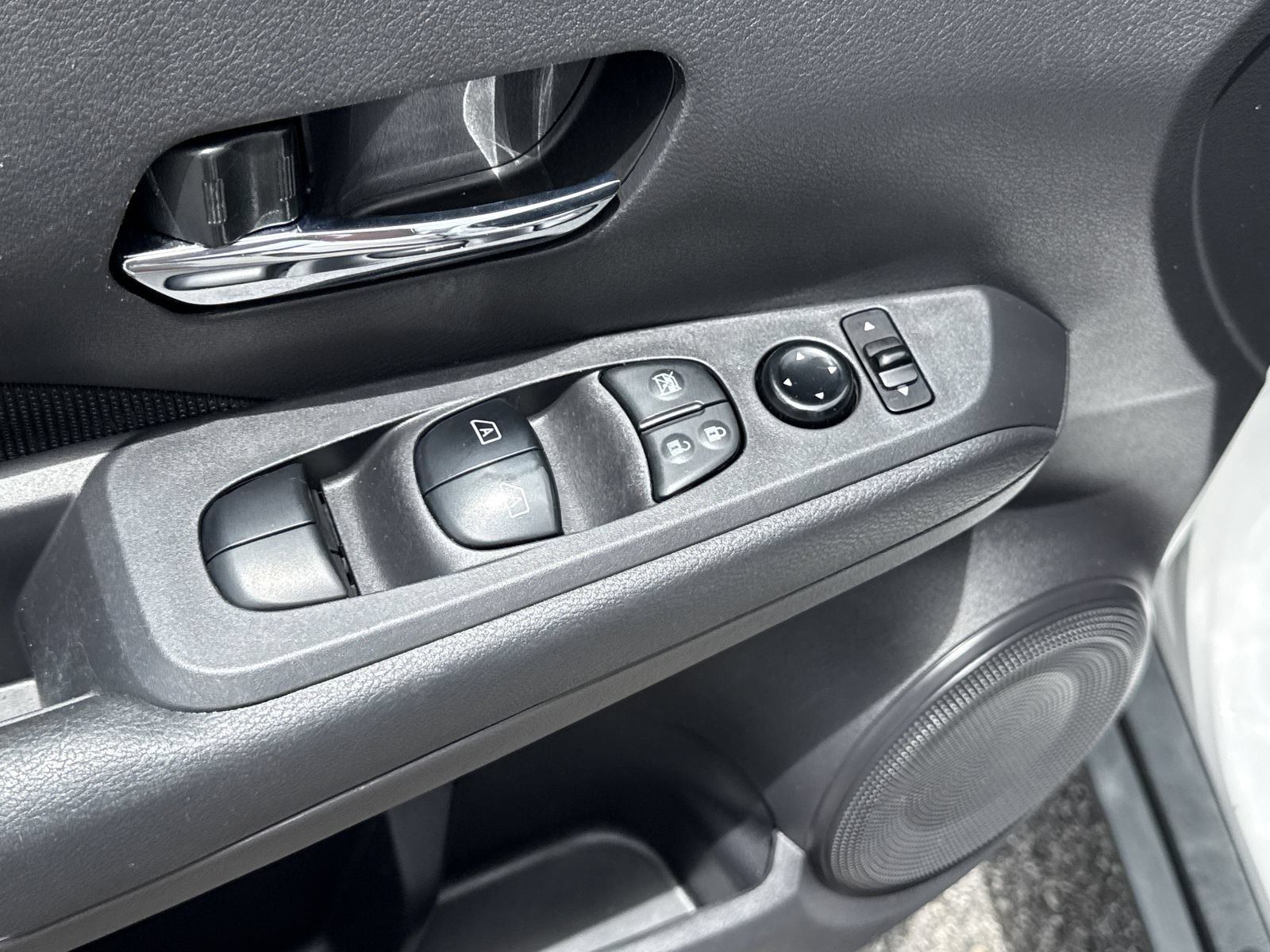 Used 2023 Nissan Kicks SV w/ Exterior Package FWD image 14
