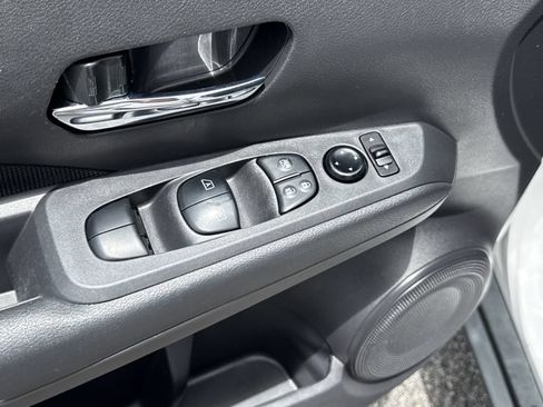 Used 2023 Nissan Kicks SV w/ Exterior Package FWD image 14