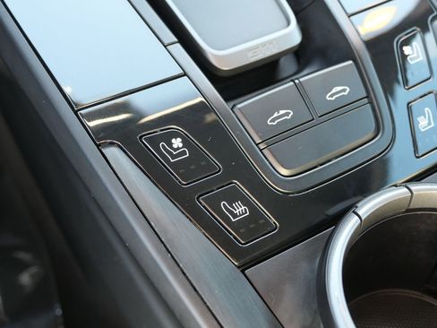 Used 2024 Porsche 911 Targa 4 GTS image 29