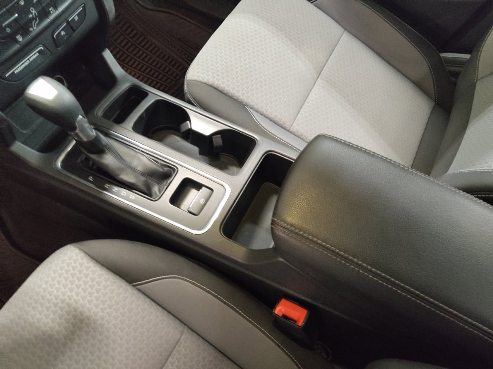 Used 2017 Ford Escape SE w/ Equipment Group 201A FWD image 26