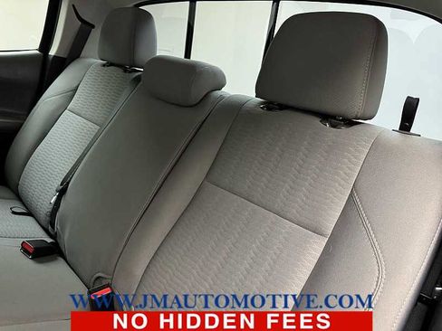 Used 2019 Toyota Tacoma SR5 image 16