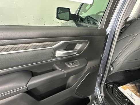 New 2026 RAM 1500 4x4 Crew Cab image 12