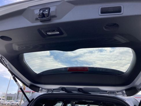 Used 2025 Subaru Forester Premium image 25