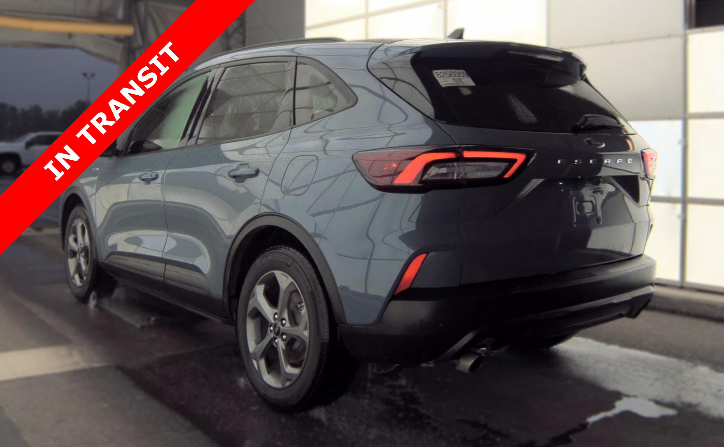 Used 2025 Ford Escape ST-Line FWD image 4