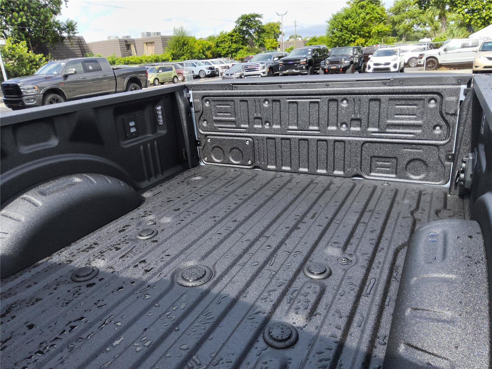 New 2026 Ford F250 Lariat w/ Black Appearance Package AWD/4WD image 17