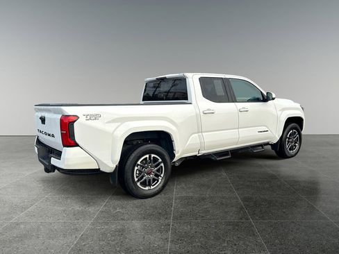 Used 2024 Toyota Tacoma TRD Sport image 7