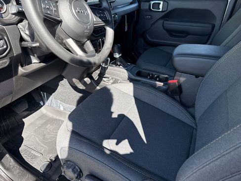 New 2026 Jeep Wrangler Sport AWD/4WD image 31