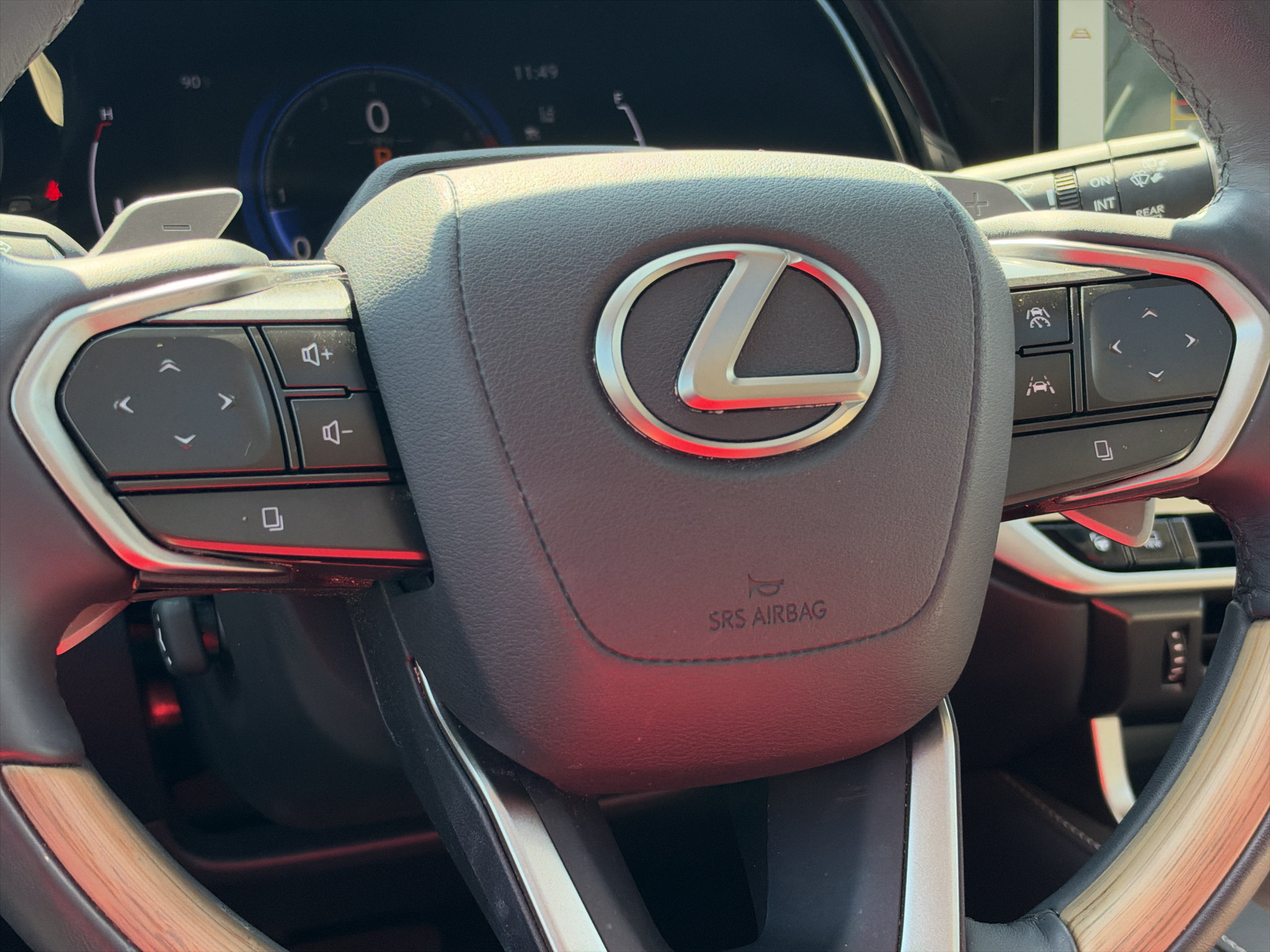 Used 2023 Lexus RX 350 FWD w/ Accessory Package (Z1) image 31