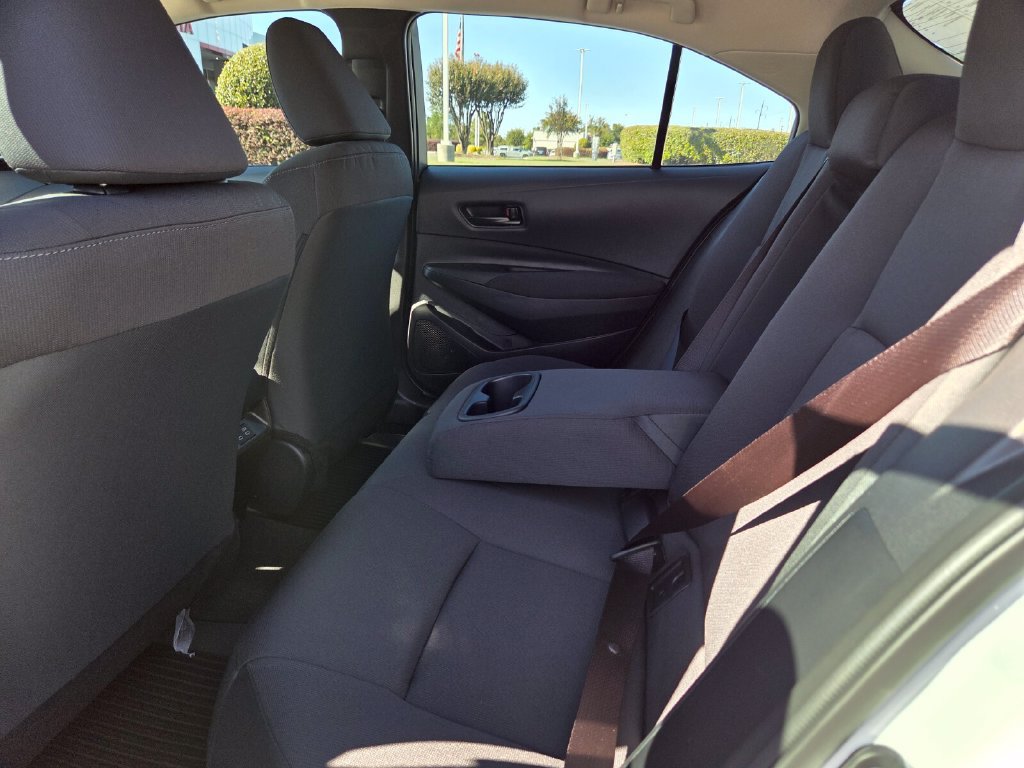 New 2027 Toyota Corolla LE FWD image 7