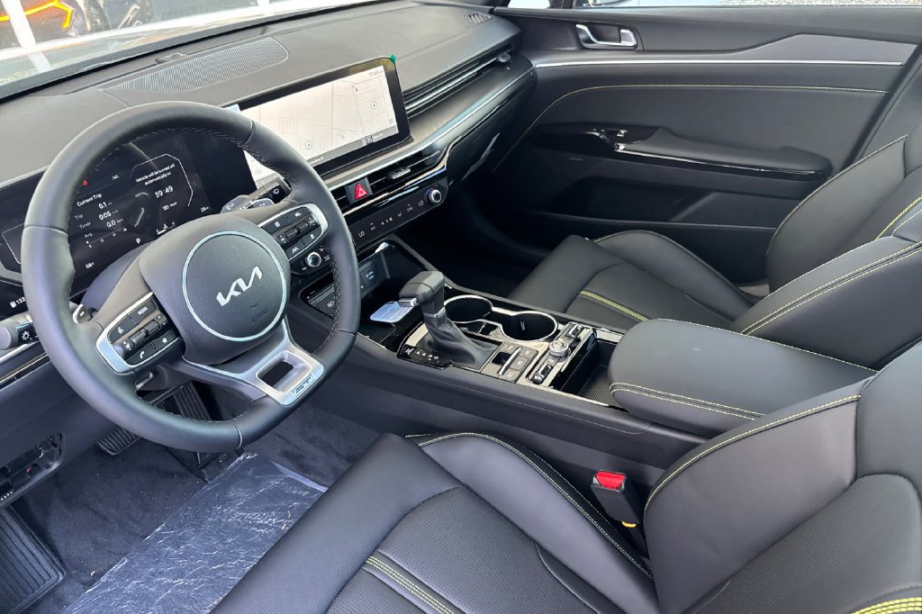 New 2027 Kia K5 GT FWD image 12