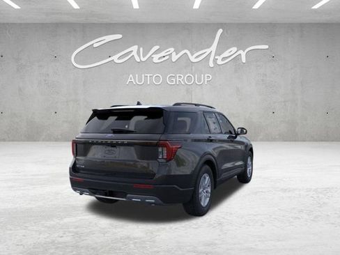 New 2026 Ford Explorer Active w/ Active Comfort Package image 8