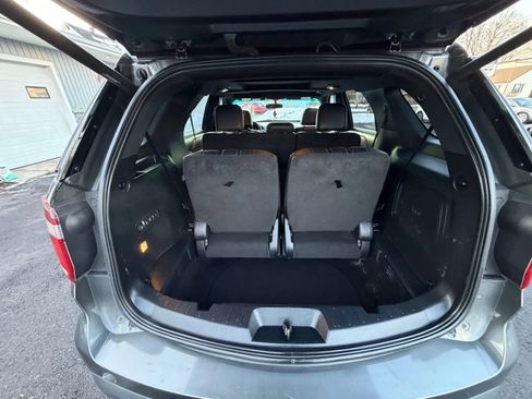 Used 2016 Ford Explorer Limited image 16