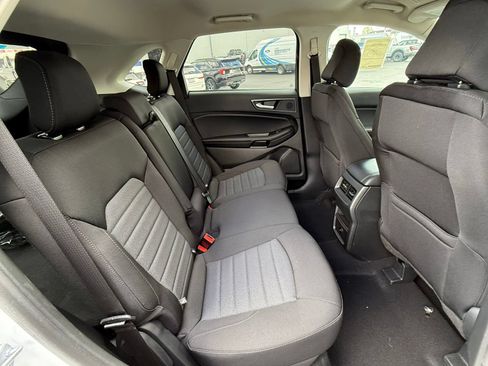 Used 2024 Ford Edge SE AWD/4WD image 18