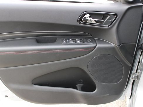 Used 2024 Dodge Durango R/T w/ Blacktop Package image 9