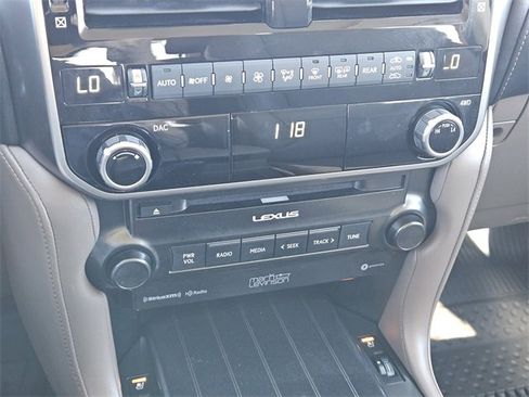 Used 2022 Lexus GX 460 Premium image 19