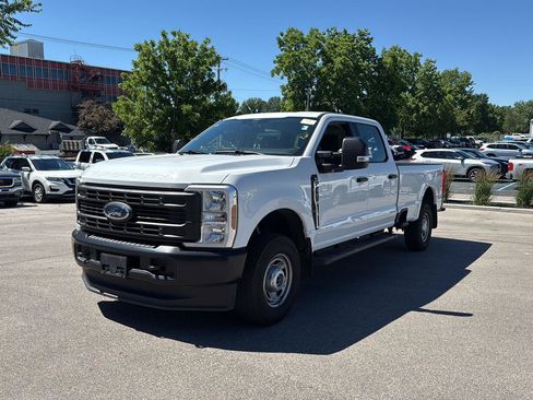 Used 2024 Ford F250 XL w/ FX4 Off-Road Package AWD/4WD image 7
