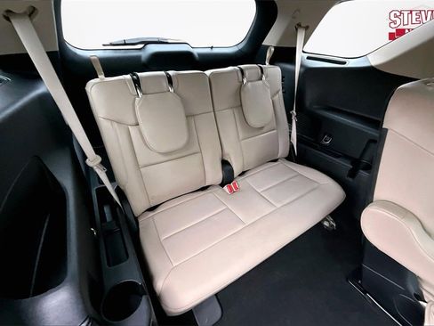 Used 2022 Ford Explorer XLT w/ Equipment Group 202A image 25