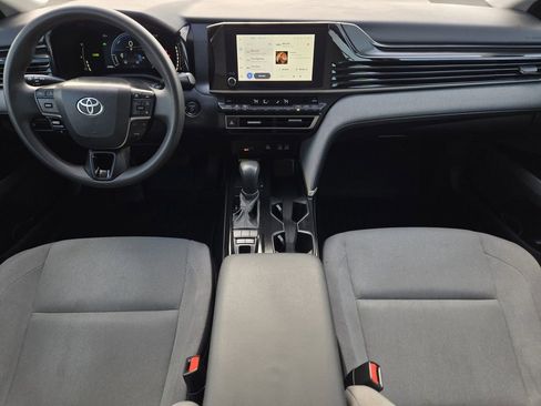 Certified 2025 Toyota Camry LE w/ Convenience Package image 27