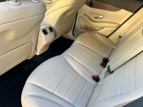 Used 2022 Mercedes-Benz GLC 300 image 12