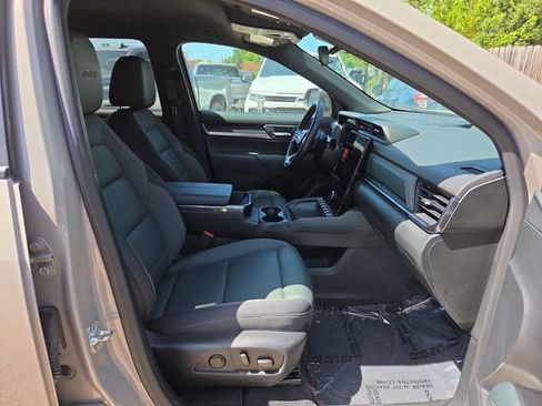 Certified 2026 GMC Terrain AT4 w/ Convenience Package III AWD/4WD image 28