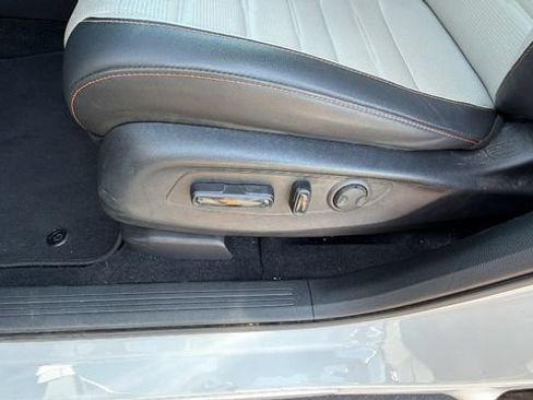 Used 2025 Honda CR-V Sport Touring image 22
