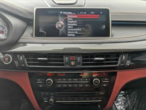 Used 2016 BMW X5 M image 28