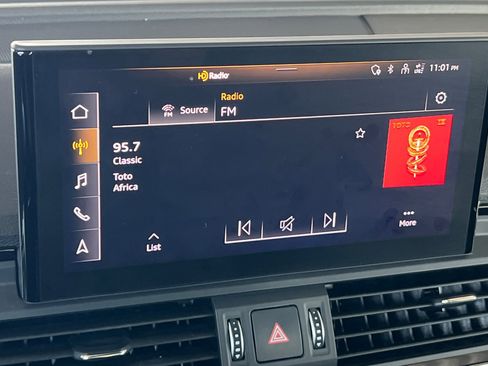 Used 2022 Audi SQ5 Premium w/ Convenience Package image 18