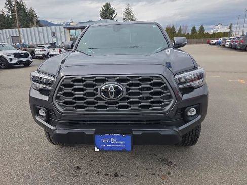 Used 2023 Toyota Tacoma TRD Off-Road w/ Black Out Package (TMS) image 3