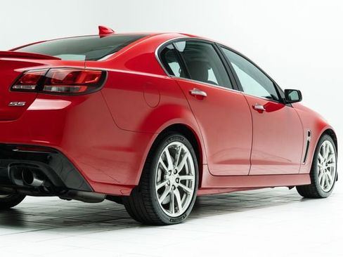 Used 2015 Chevrolet SS image 13