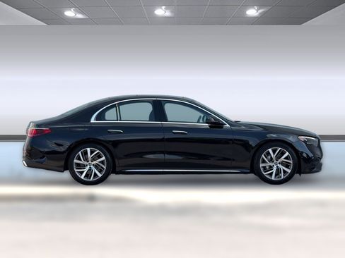 Used 2025 Mercedes-Benz E 350 Sedan image 8
