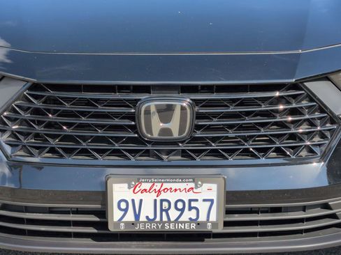 Used 2025 Honda Accord SE image 9