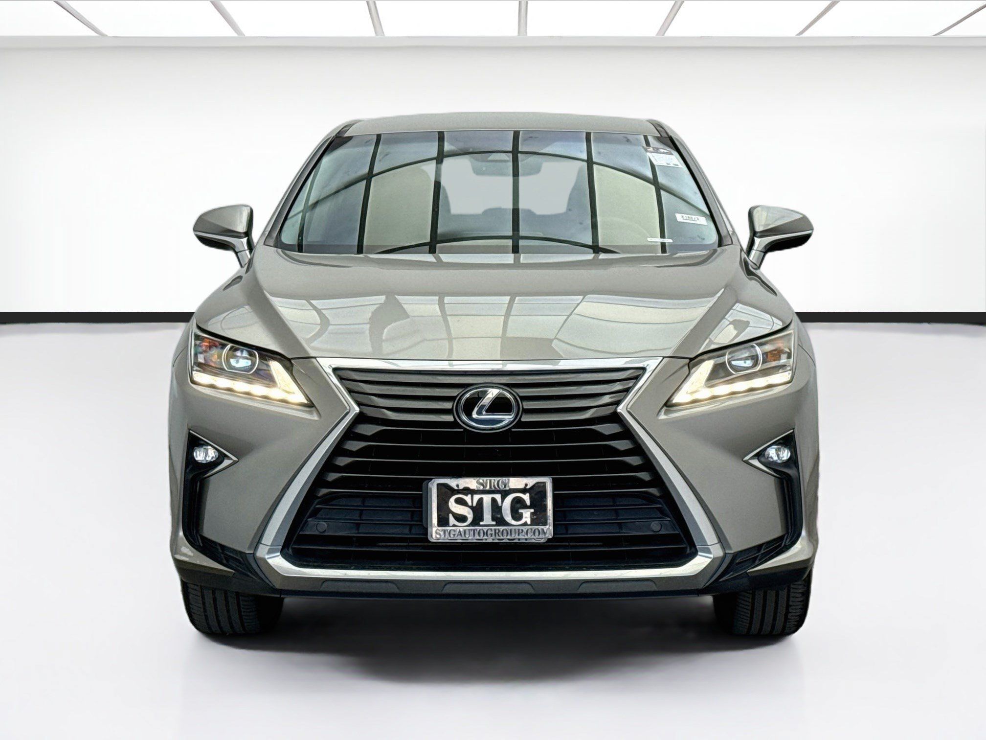 Used 2019 Lexus RX 350 AWD w/ Accessory Package image 2