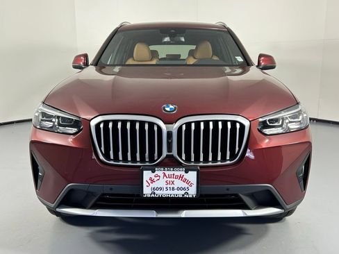 Used 2023 BMW X3 xDrive30i w/ Premium Package image 2