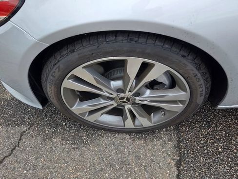 Used 2020 Mercedes-Benz C 300 Sedan image 10