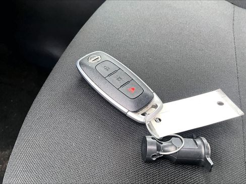 Certified 2024 Nissan Kicks S image 13