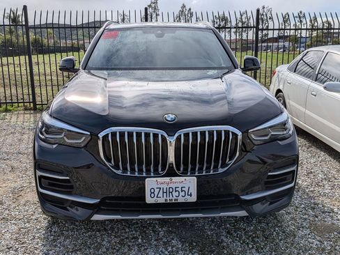 Used 2022 BMW X5 xDrive40i w/ Climate Comfort Package image 2