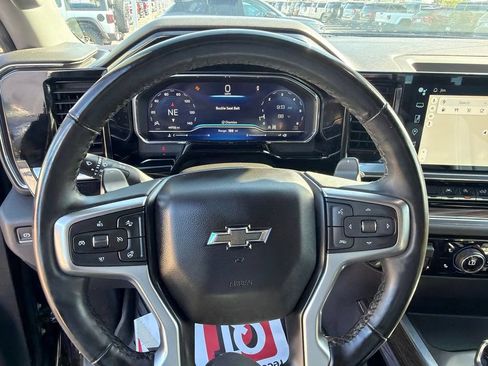 Used 2024 Chevrolet Silverado 1500 RST AWD/4WD image 25