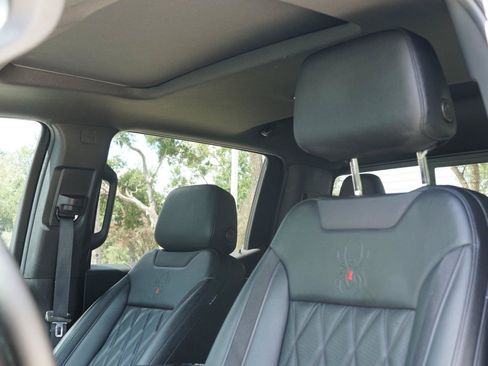 Used 2023 GMC Sierra 1500 AT4 w/ AT4 Premium Package AWD/4WD image 11