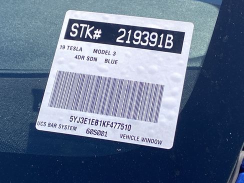 Used 2019 Tesla Model 3 Long Range image 32