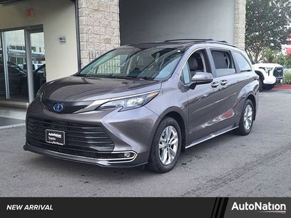 Used 2024 Toyota Sienna XLE