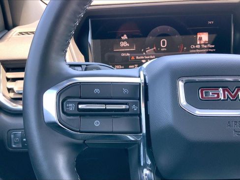Used 2025 GMC Terrain Elevation AWD/4WD image 17