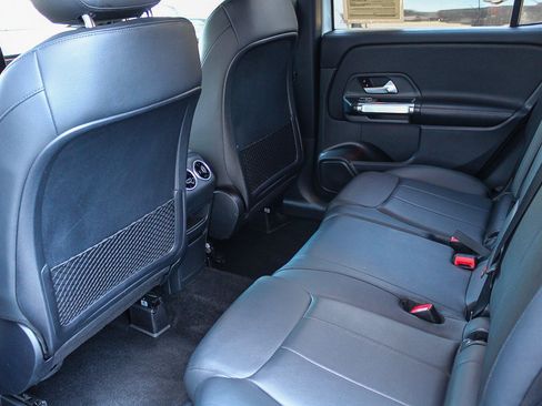 Used 2024 Mercedes-Benz GLB 250 image 20